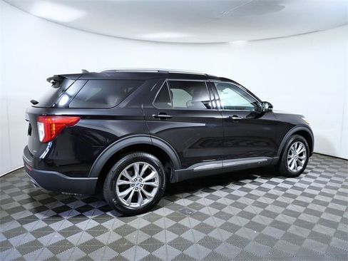 Used 2023 Ford Explorer Limited w/ Equipment Group 301A image 8