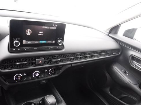 Used 2024 Honda HR-V LX image 18