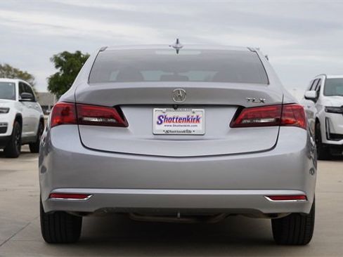 Used 2015 Acura TLX image 8