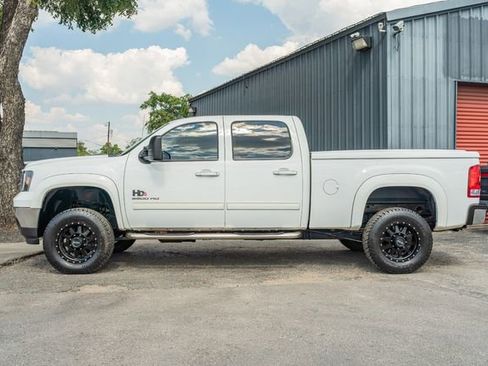 Used 2012 GMC Sierra 2500 SLT w/ SLT Convenience Package image 3