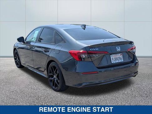 Used 2024 Honda Civic Sport image 3