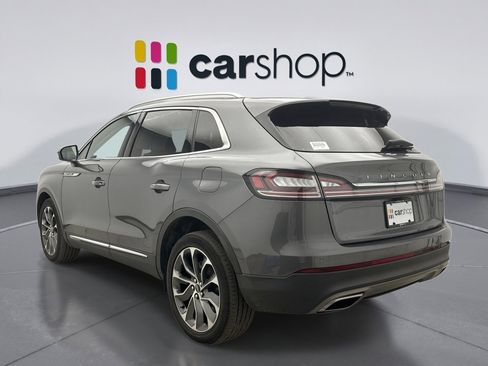 Used 2022 Lincoln Nautilus Reserve image 3