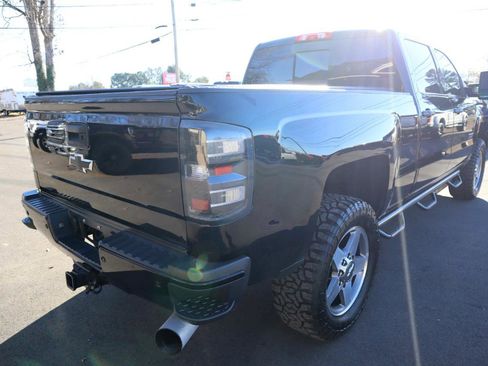 Used 2017 Chevrolet Silverado 2500 LTZ w/ Duramax Plus Package AWD/4WD image 5
