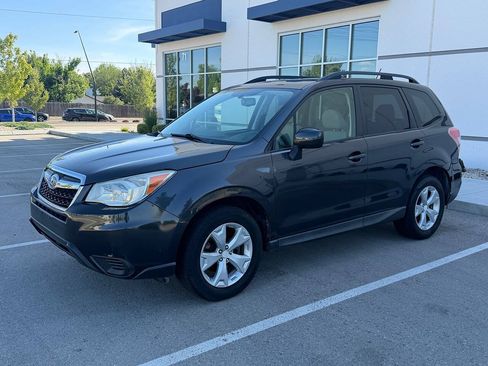 Used 2015 Subaru Forester 2.5i Premium AWD/4WD image 6