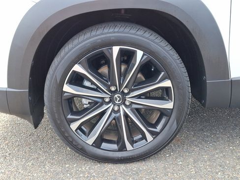 Certified 2025 MAZDA CX-50 AWD 2.5 S w/ Premium Plus Pkg image 9