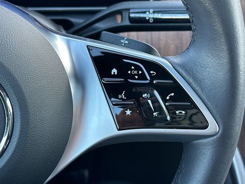 Certified 2025 Mercedes-Benz C 300 Sedan image 27