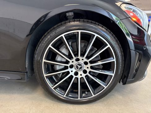 Used 2019 Mercedes-Benz C 300 4MATIC Cabriolet image 9