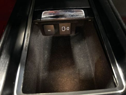 Used 2021 Lincoln Corsair AWD w/ Premium Package image 21