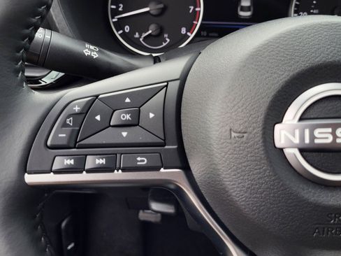 New 2025 Nissan Sentra SV image 15