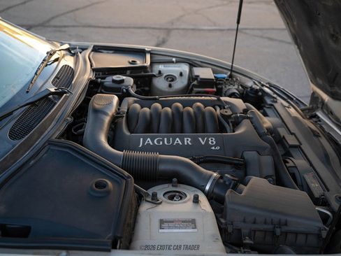 Used 2000 Jaguar XK8 Convertible RWD image 25
