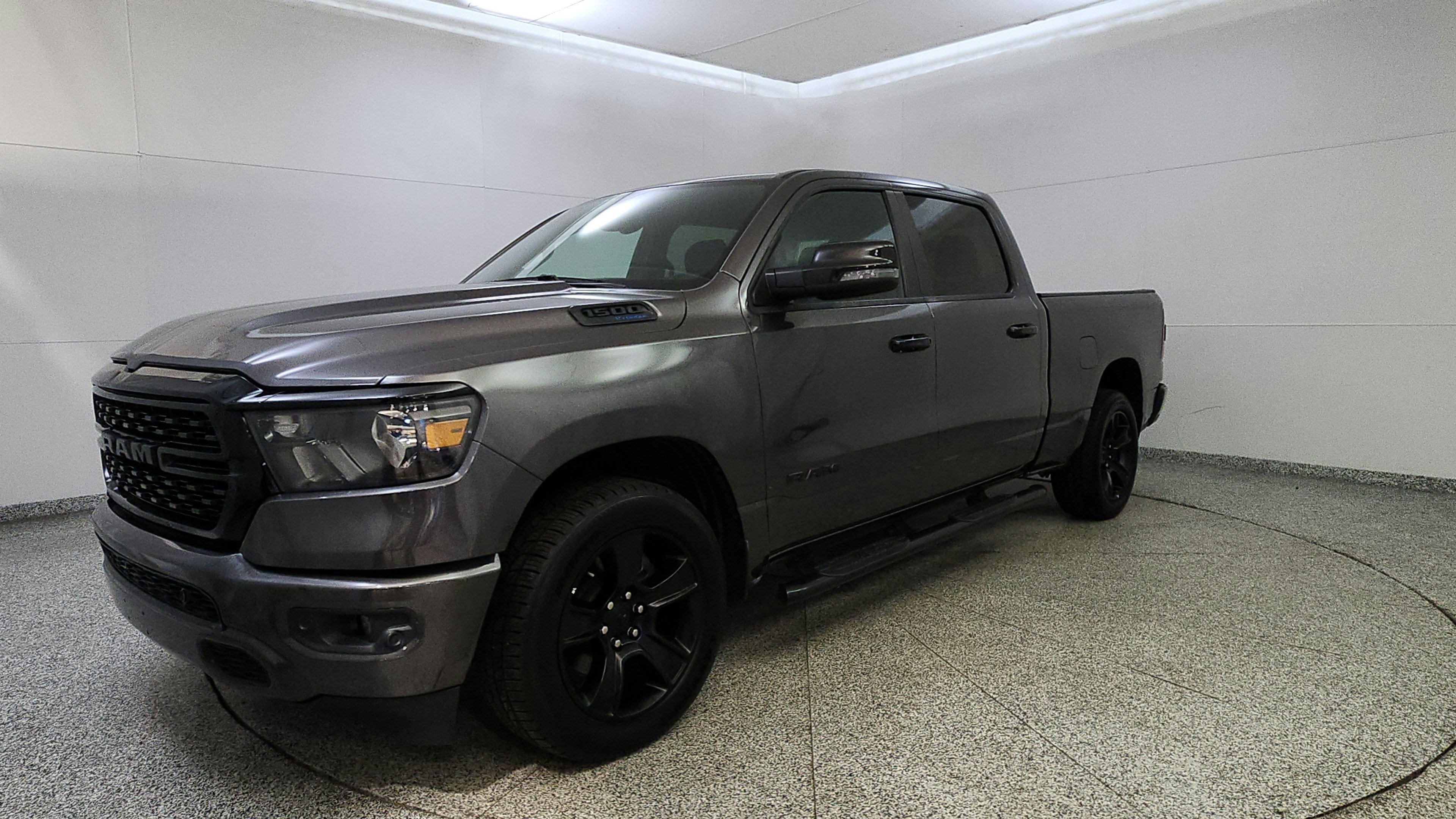 Used 2024 RAM 1500 Big Horn AWD/4WD image 3