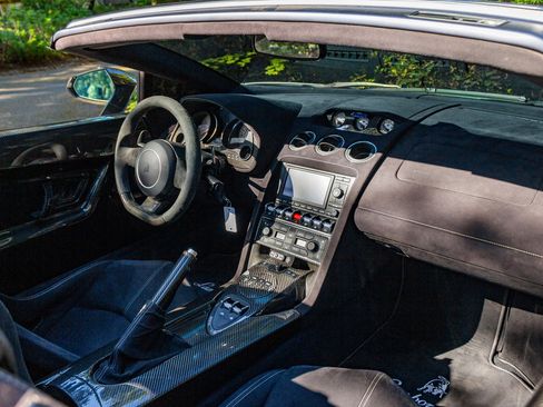 Used 2011 Lamborghini Gallardo LP 570-4 Performante image 3