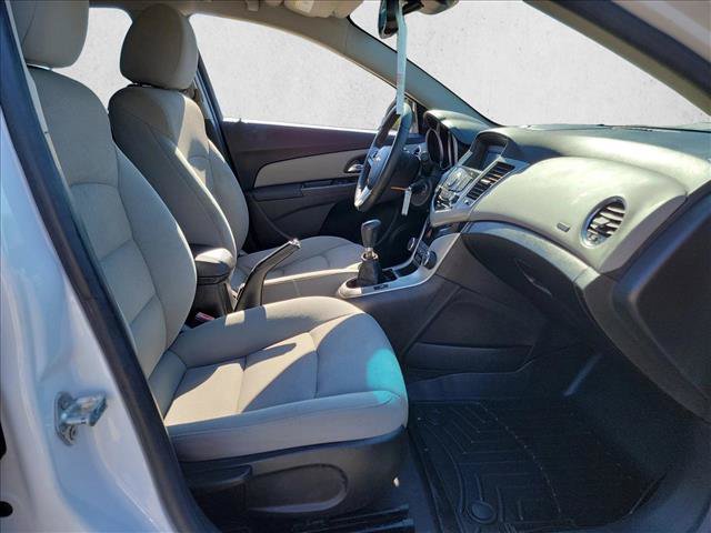 Used 2012 Chevrolet Cruze LT FWD image 25