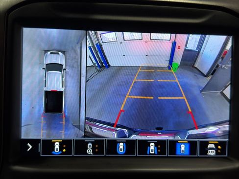 Used 2020 GMC Sierra 2500 AT4 w/ AT4 Premium Package image 35