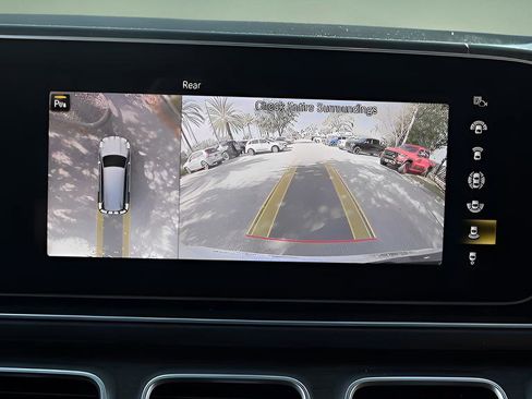 Used 2021 Mercedes-Benz GLS 63 AMG 4MATIC w/ Warmth & Comfort Package image 26