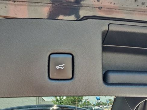 Used 2022 Ford Escape SEL w/ SEL Stealth AWD Package image 27