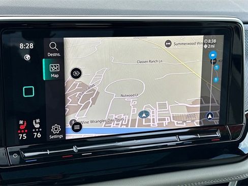 Used 2024 Volkswagen Atlas Cross Sport SEL Premium R-Line image 22