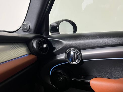 Used 2024 MINI Cooper S image 28