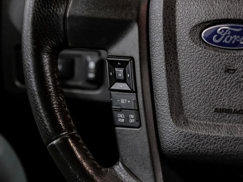 Used 2011 Ford F150 XLT w/ XLT Convenience Pkg image 19