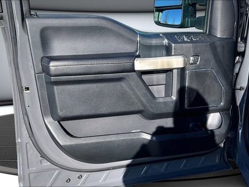 Used 2018 Ford F150 Lariat w/ Equipment Group 502A Luxury image 21