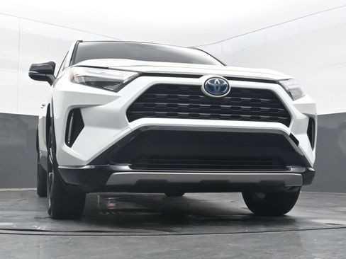 Used 2022 Toyota RAV4 XSE image 21