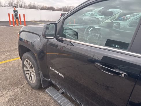 Used 2016 GMC Canyon SLE w/ Nightfall Edition image 2