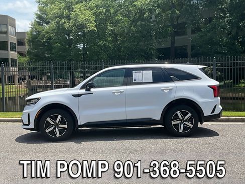 Used 2023 Kia Sorento S w/ Panoramic Sunroof Package FWD image 8