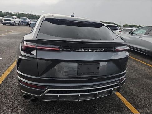Used 2020 Lamborghini Urus image 10