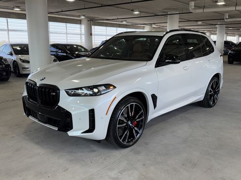 New 2026 BMW X5 M60i image 3