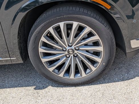 Used 2025 Hyundai Palisade Calligraphy FWD image 11