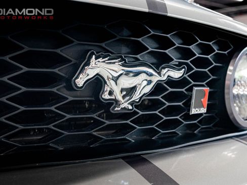 Used 2006 Ford Mustang GT RWD image 3