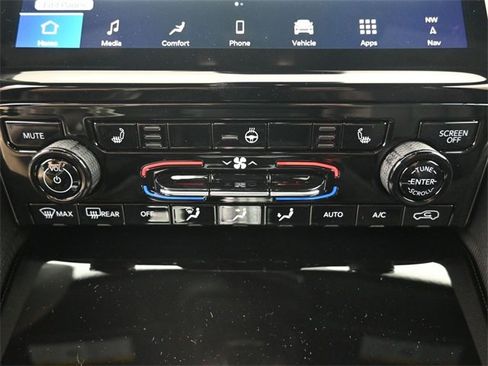 New 2025 Jeep Grand Cherokee L Limited image 23