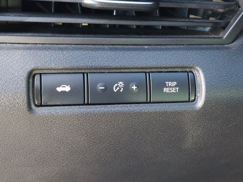 Used 2021 Nissan Altima 2.5 SR image 15