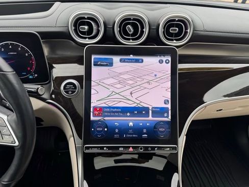 Used 2023 Mercedes-Benz GLC 300 GLC 300 image 35