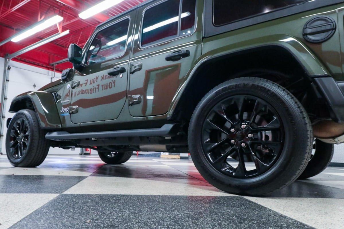 Used 2021 Jeep Wrangler Unlimited Sahara AWD/4WD image 42