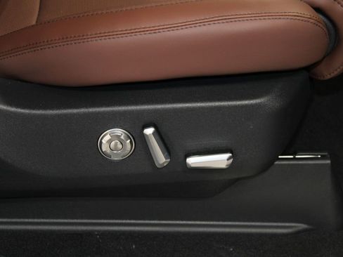 New 2025 Lincoln Navigator Reserve image 30