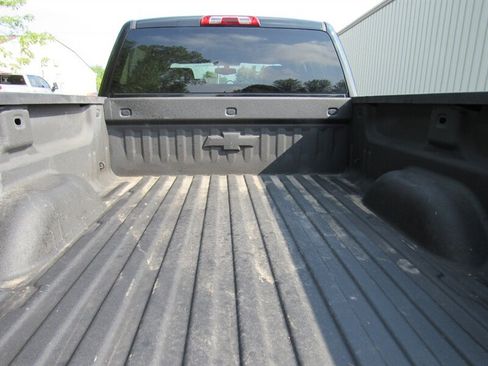 Used 2016 Chevrolet Silverado 2500 LT w/ Midnight Edition AWD/4WD image 11