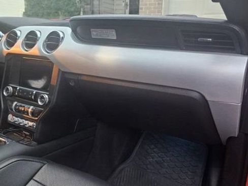 Used 2016 Ford Mustang Premium RWD image 13
