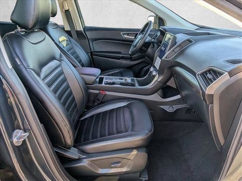 Used 2022 Ford Edge SEL w/ Convenience Package image 19