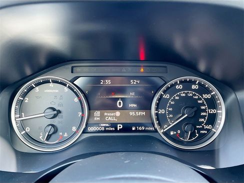 New 2025 Mitsubishi Outlander SE image 11