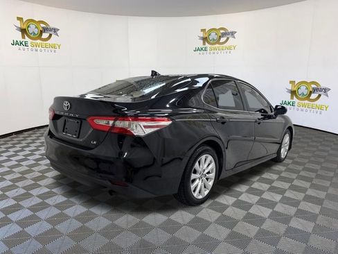 Used 2018 Toyota Camry LE w/ Audio Package FWD image 10