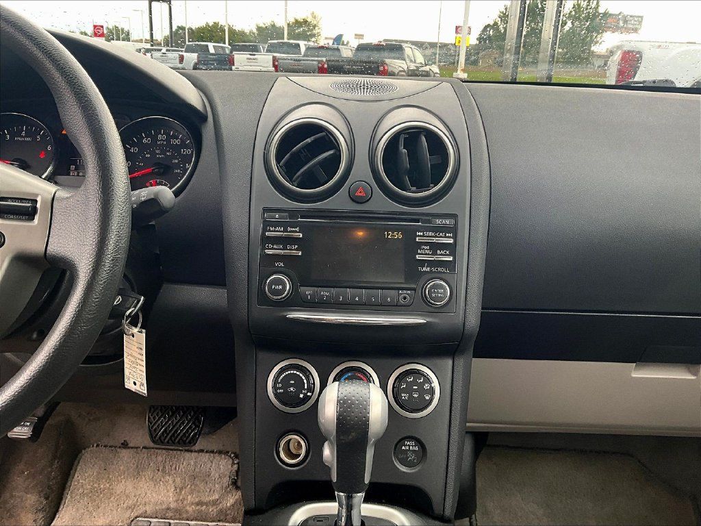 Used 2014 Nissan Rogue S w/ Convenience Package FWD image 17