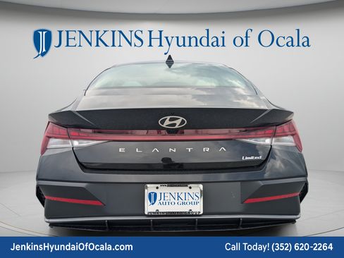 New 2026 Hyundai Elantra Limited FWD image 5