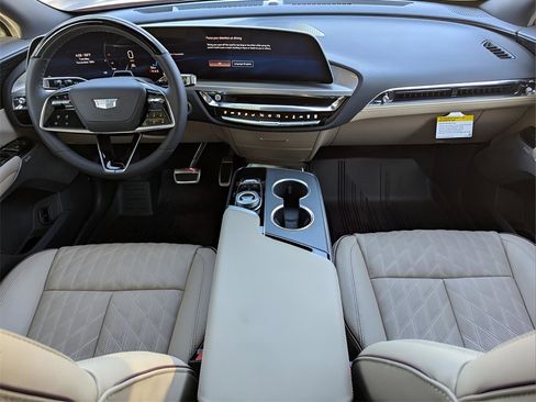 New 2025 Cadillac Lyriq Sport image 14
