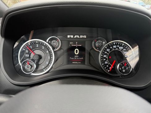 Used 2024 RAM 2500 Big Horn image 21