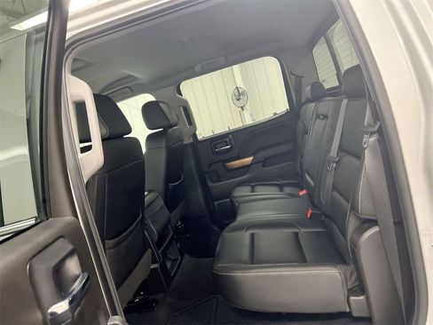 Used 2019 Chevrolet Silverado 3500 LTZ w/ Duramax Plus Package image 21