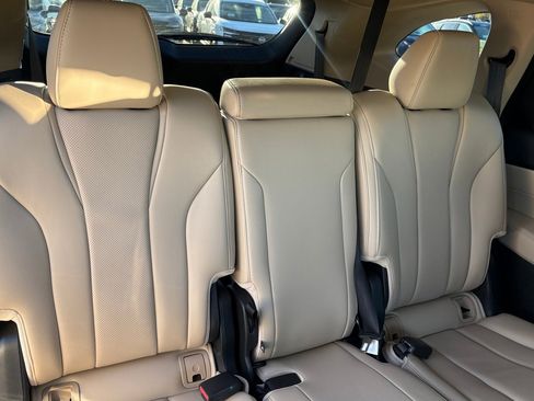 Used 2023 Acura MDX FWD w/ Technology Package image 39