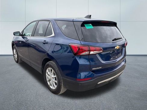 Used 2023 Chevrolet Equinox LT AWD/4WD image 2
