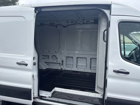 Used 2024 Ford Transit 250 148 Medium Roof Extended AWD image 11