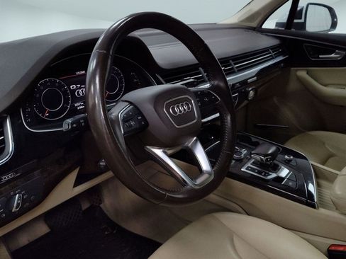 Used 2019 Audi Q7 3.0T Premium Plus w/ Premium Plus Package image 4